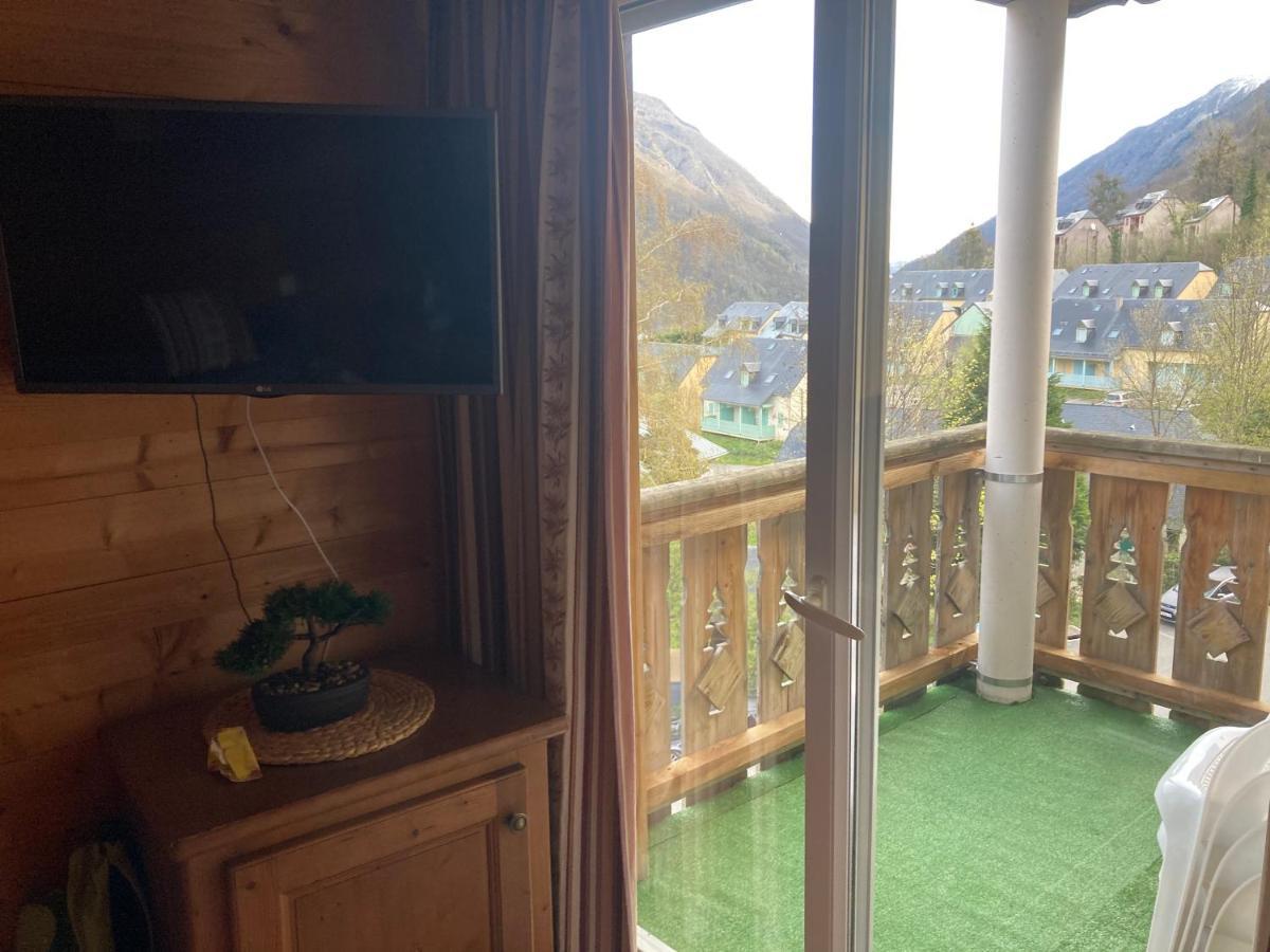 Appartement 4/6 Pers 38M2, Vue Montagne, Piscine Chauffee, 500M Centre Ville Cauterets Ngoại thất bức ảnh